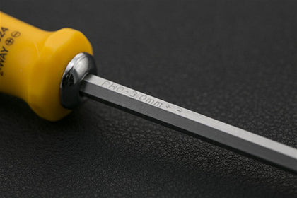 straight-cross-screwdriver-2